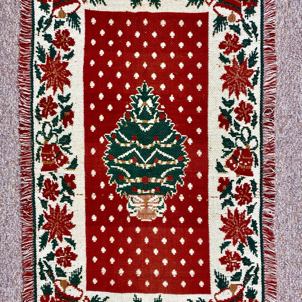 Christmas woven hearth rug, festive entry floor mat, fringed handmade